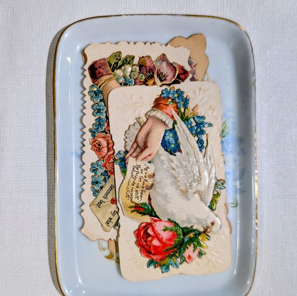 Antique IT UNO Favorite Bavaria Porcelain Tray — Forget-Me-Not Floral, Gold Trim - Picture 6 of 6